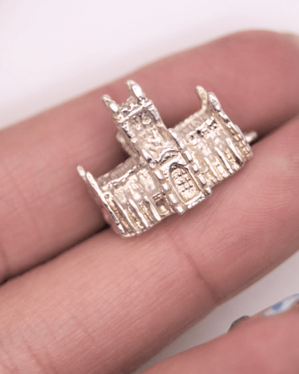 Vintage Charms katedra