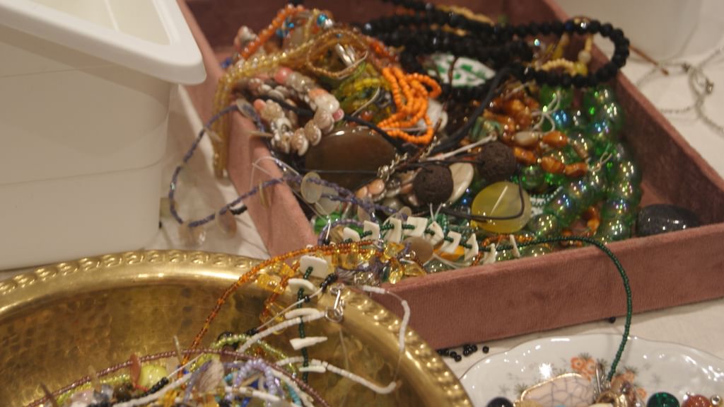 Warsztaty Upcykling biżuterii - naszyjnik z charmsami Flink concept