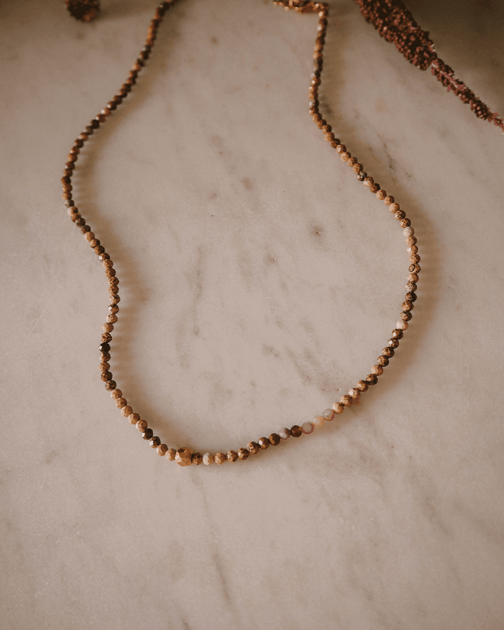 Naszyjnik w kolorach ziemi