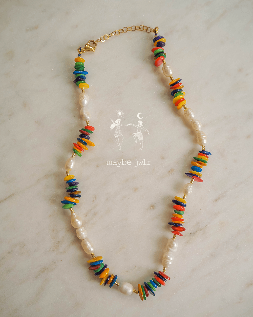 Naszyjnik z nieregularnych muszli z perłami