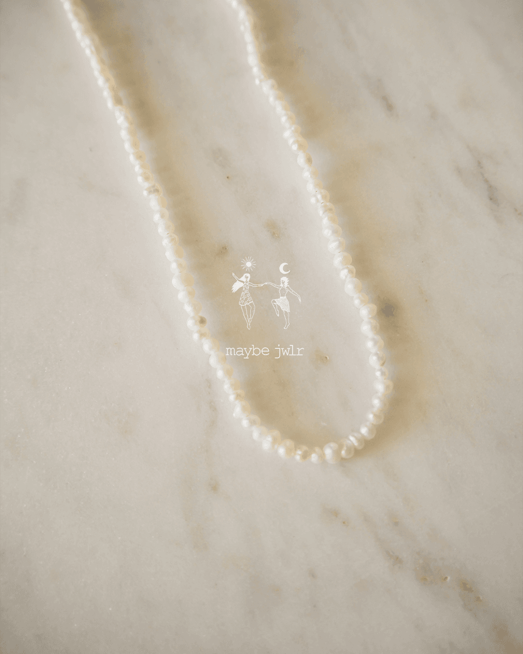 Naszyjnik z drobnych pereł