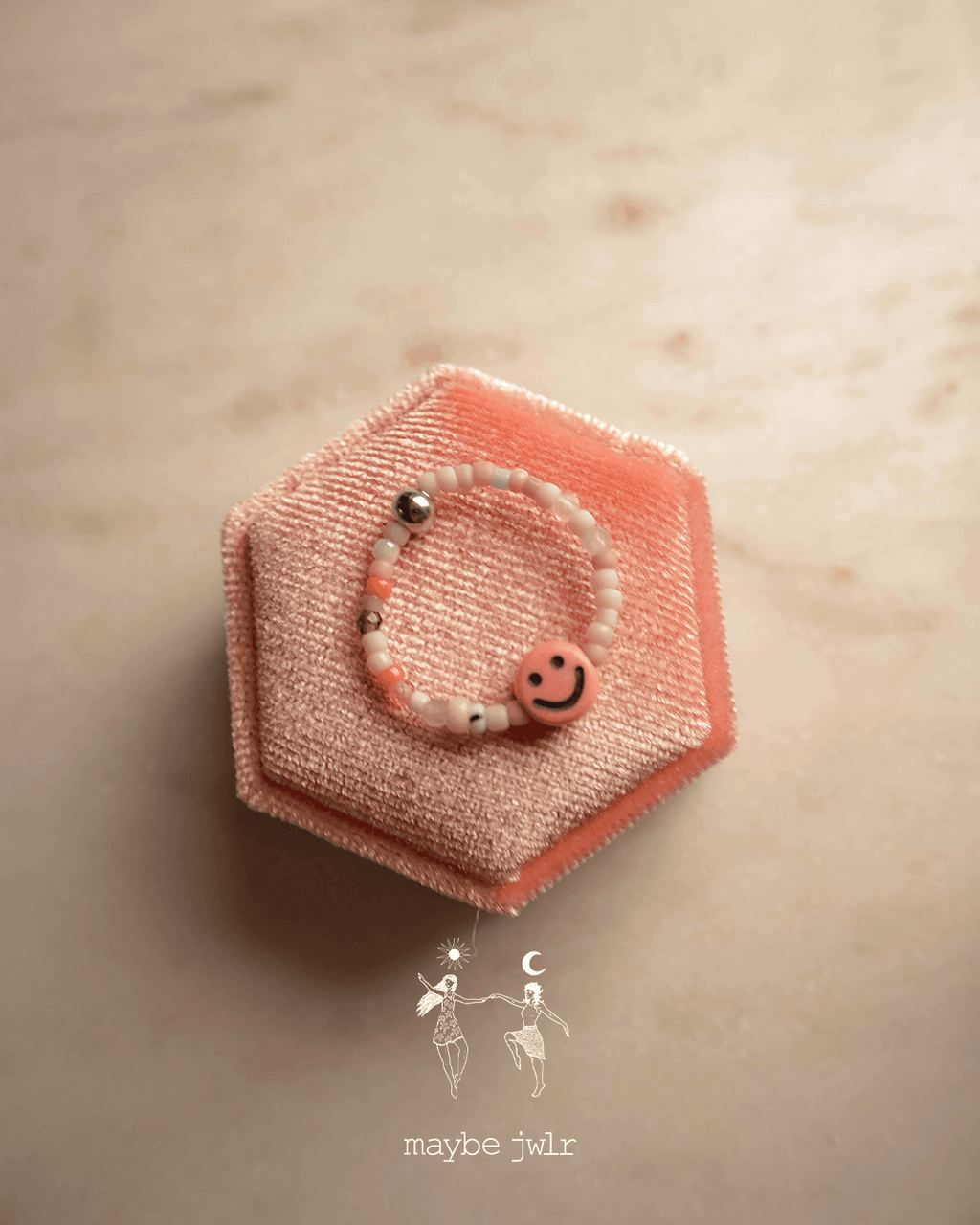 Pierścionek elastyczny z uśmieszkiem 61 mm  