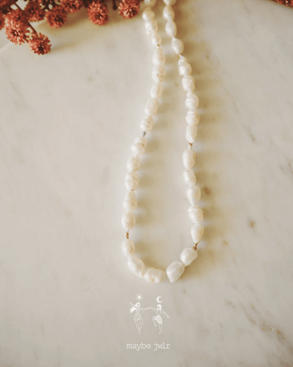 Naszyjnik z nieregularnych pereł