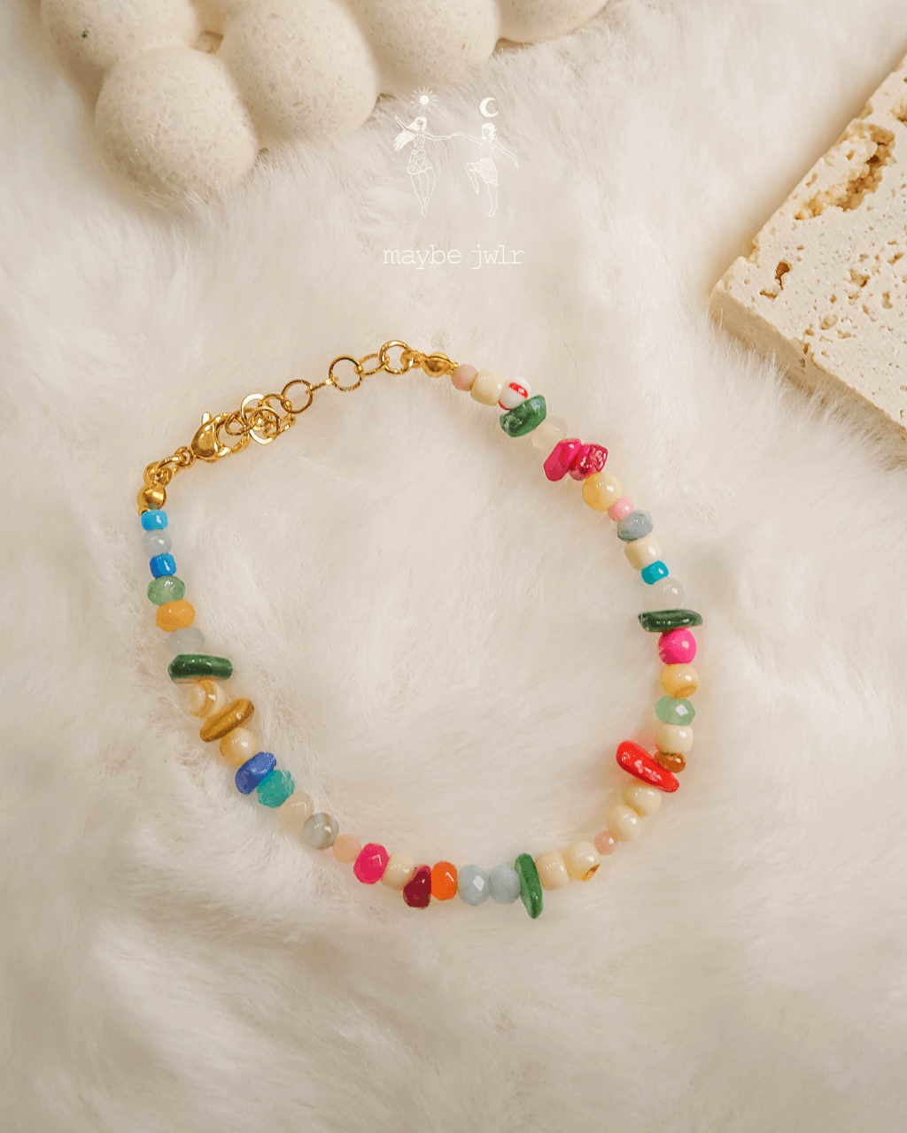 Bransoletka z nieregularnych kamieni 