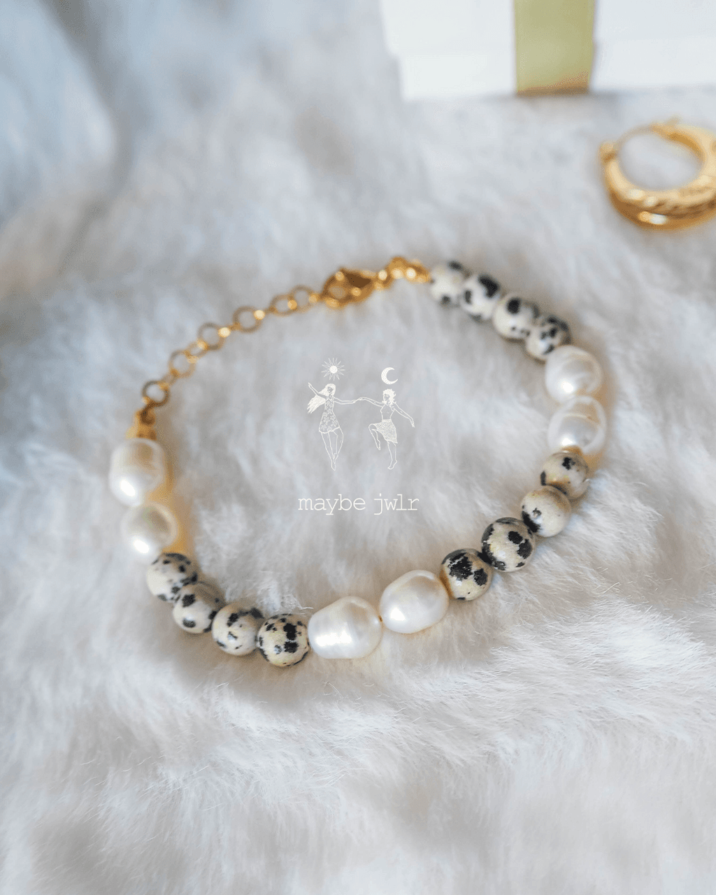 Bransoletka z jaspisów dalmatyńczyków