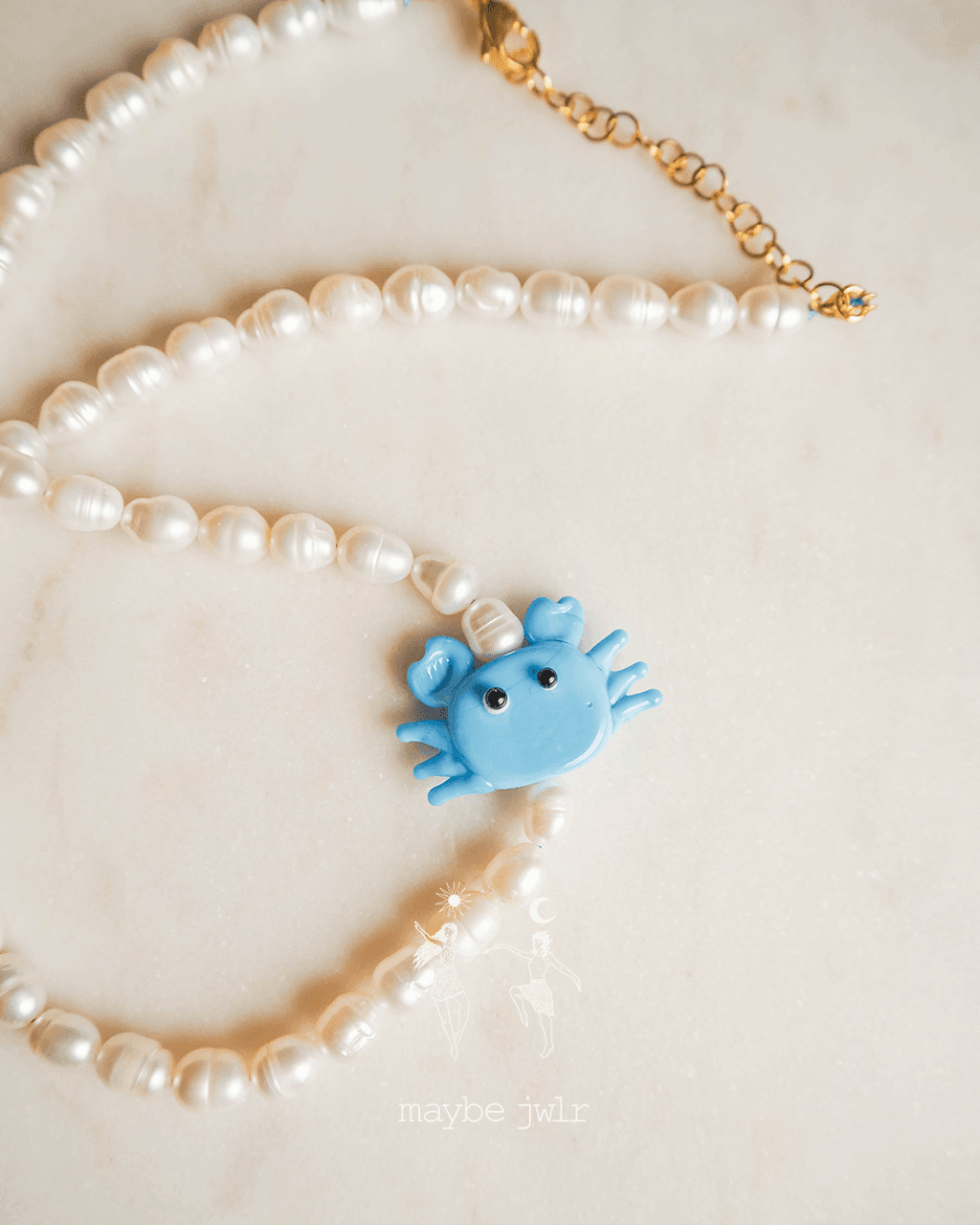 Naszyjnik z pereł naturalnych z krabem