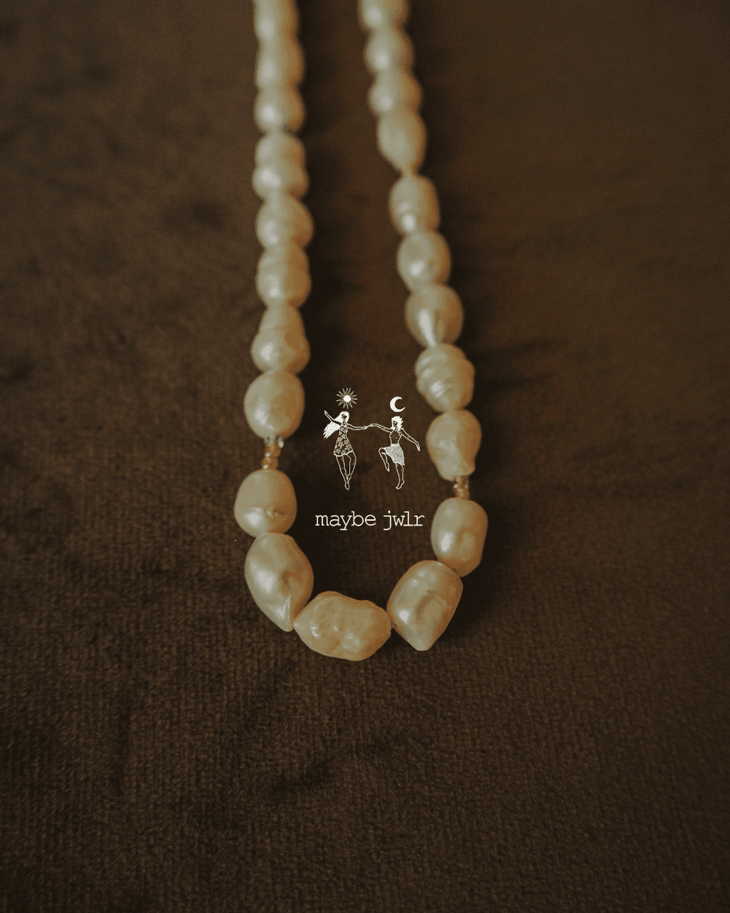 Naszyjnik z nieregularnych pereł