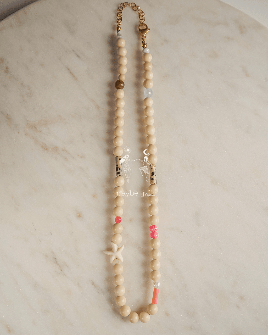 Naszyjnik z kamieni rzecznych z rozgwiazdą