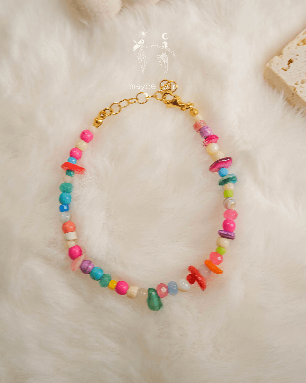 Bransoletka z nieregularnych kamieni 