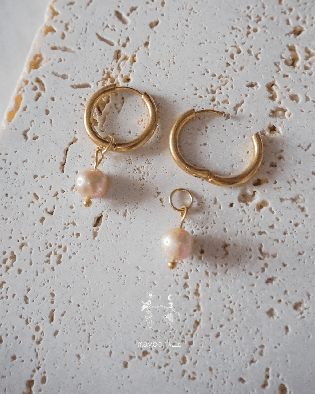 Kolczyki 2w1 z zawieszką z różowej perły