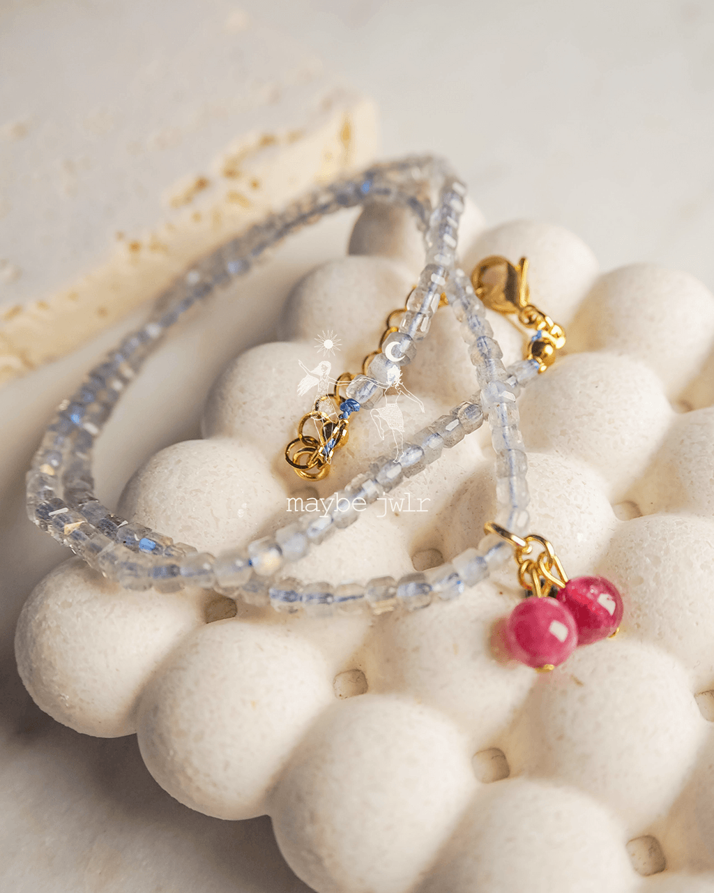 Naszyjnik z magicznego labradorytu z wisienką