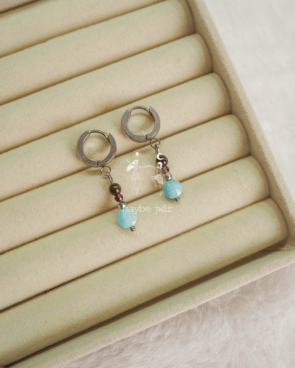 Kolczyki srebrne z kamieniami