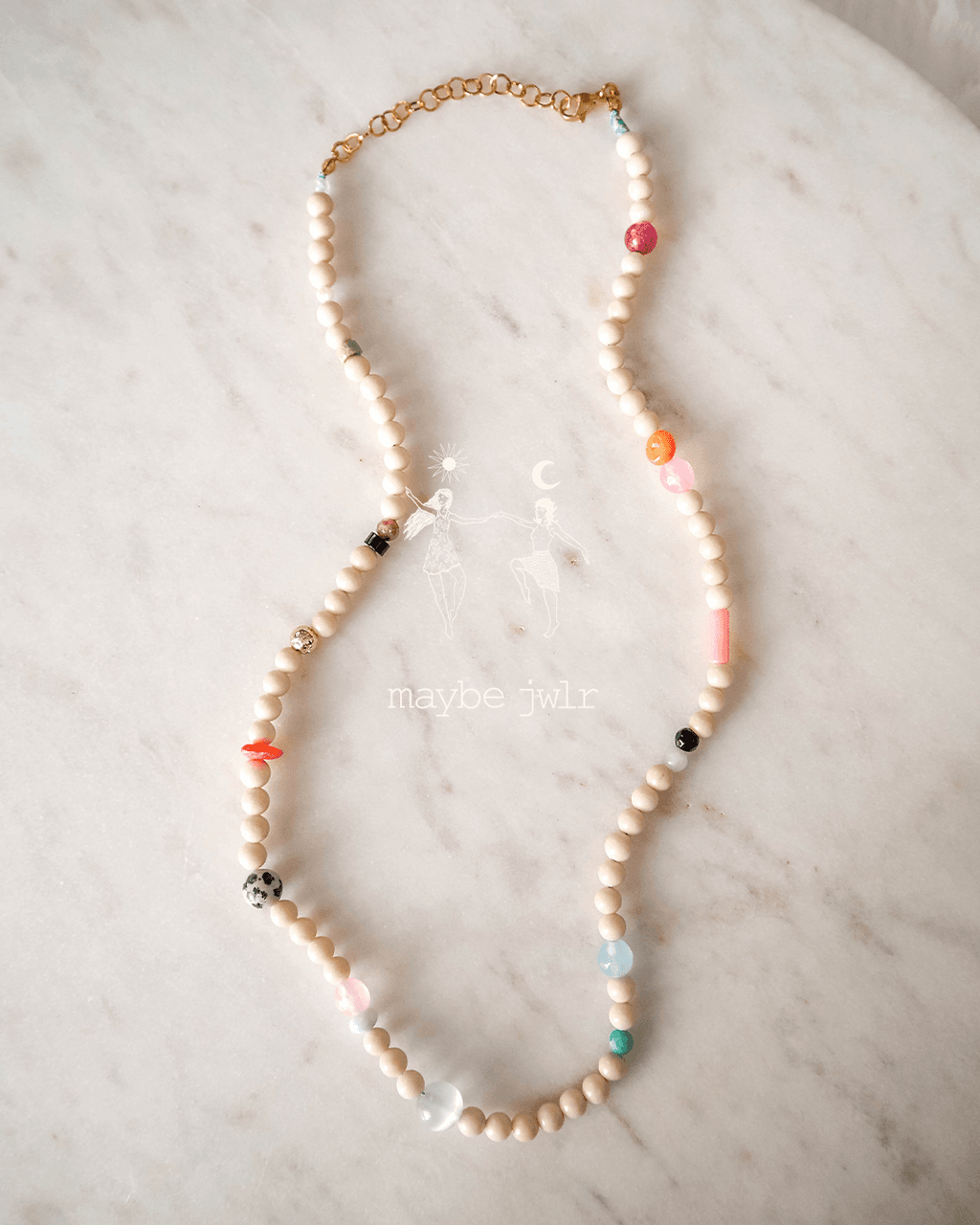 Naszyjnik z kamieni rzecznych nieregularny