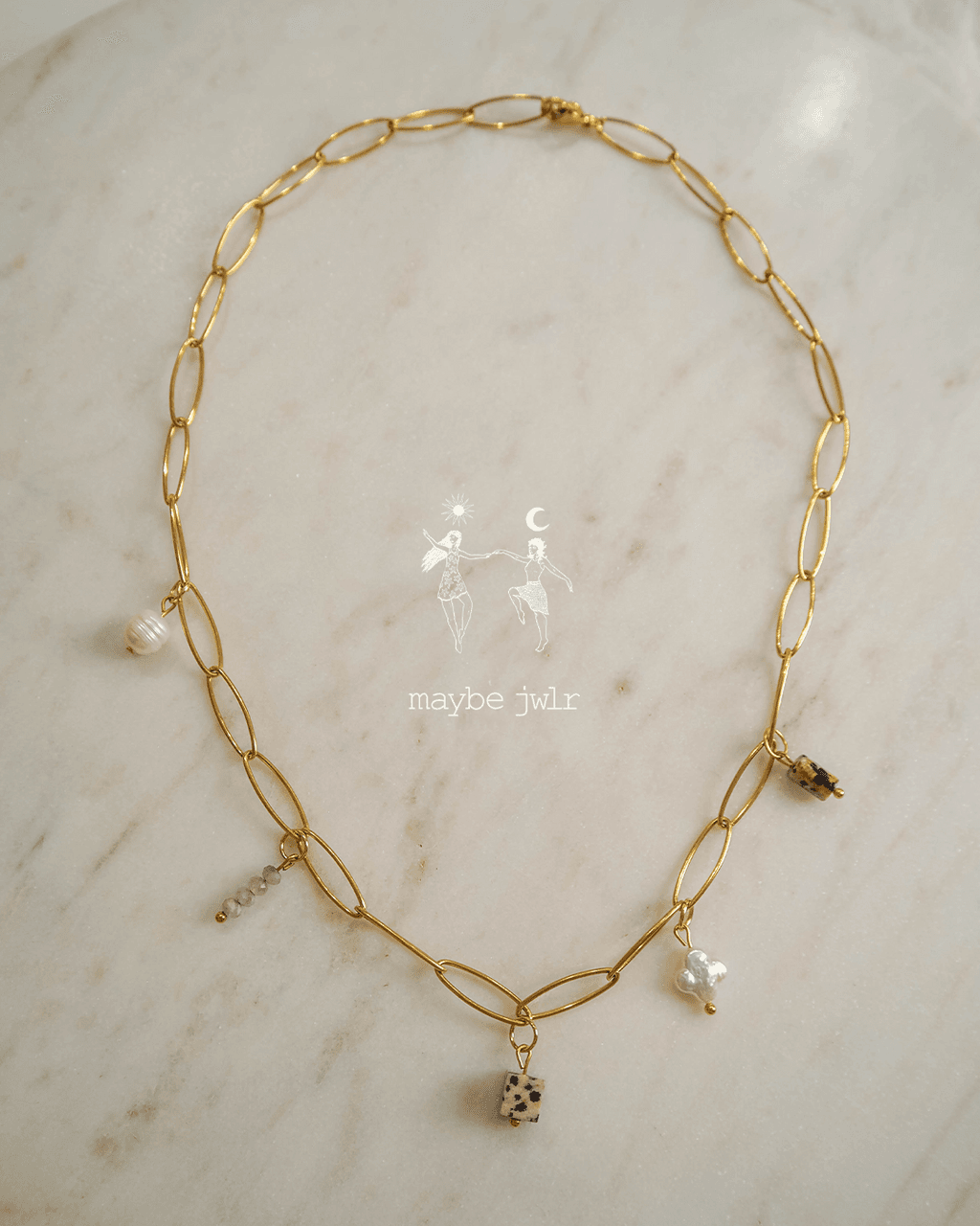 Naszyjnik z zawieszkami z kamieni