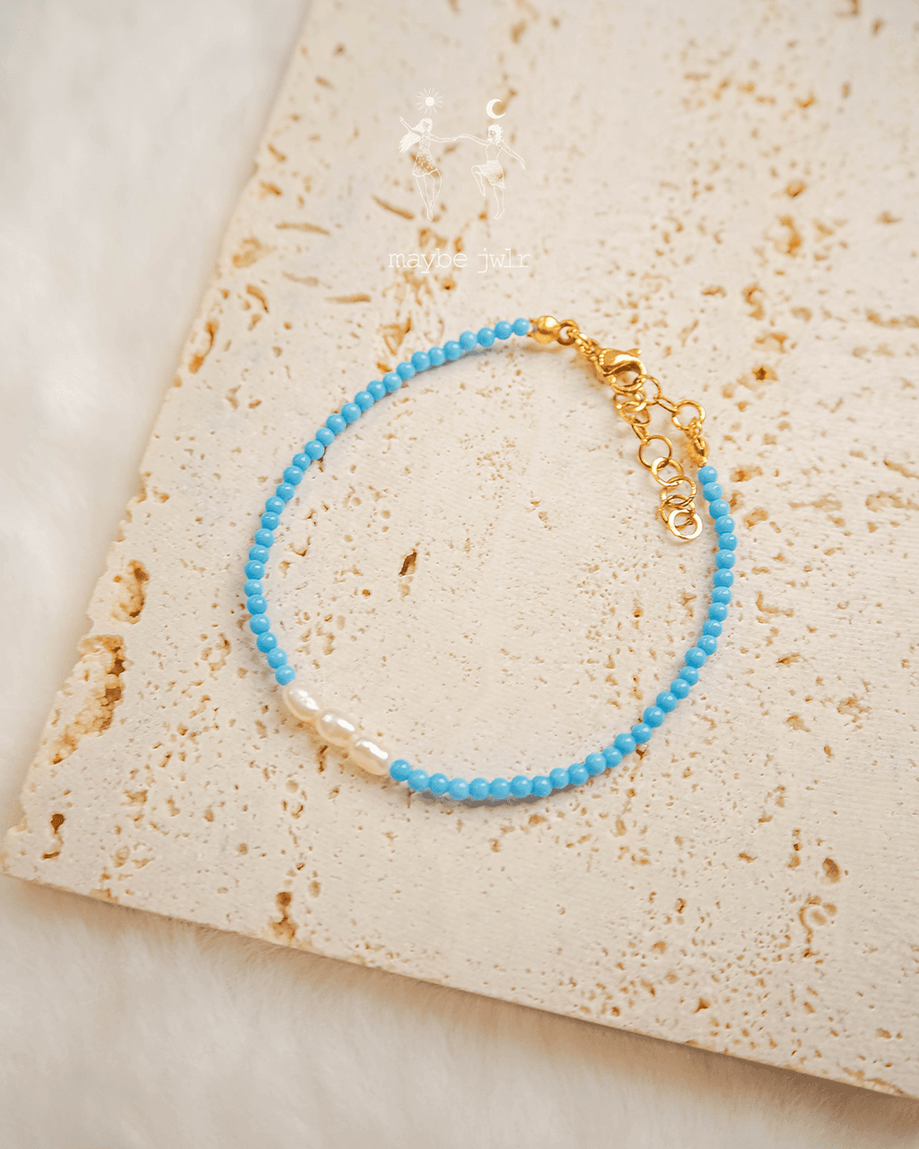 Bransoletka z magnezytu i perełek