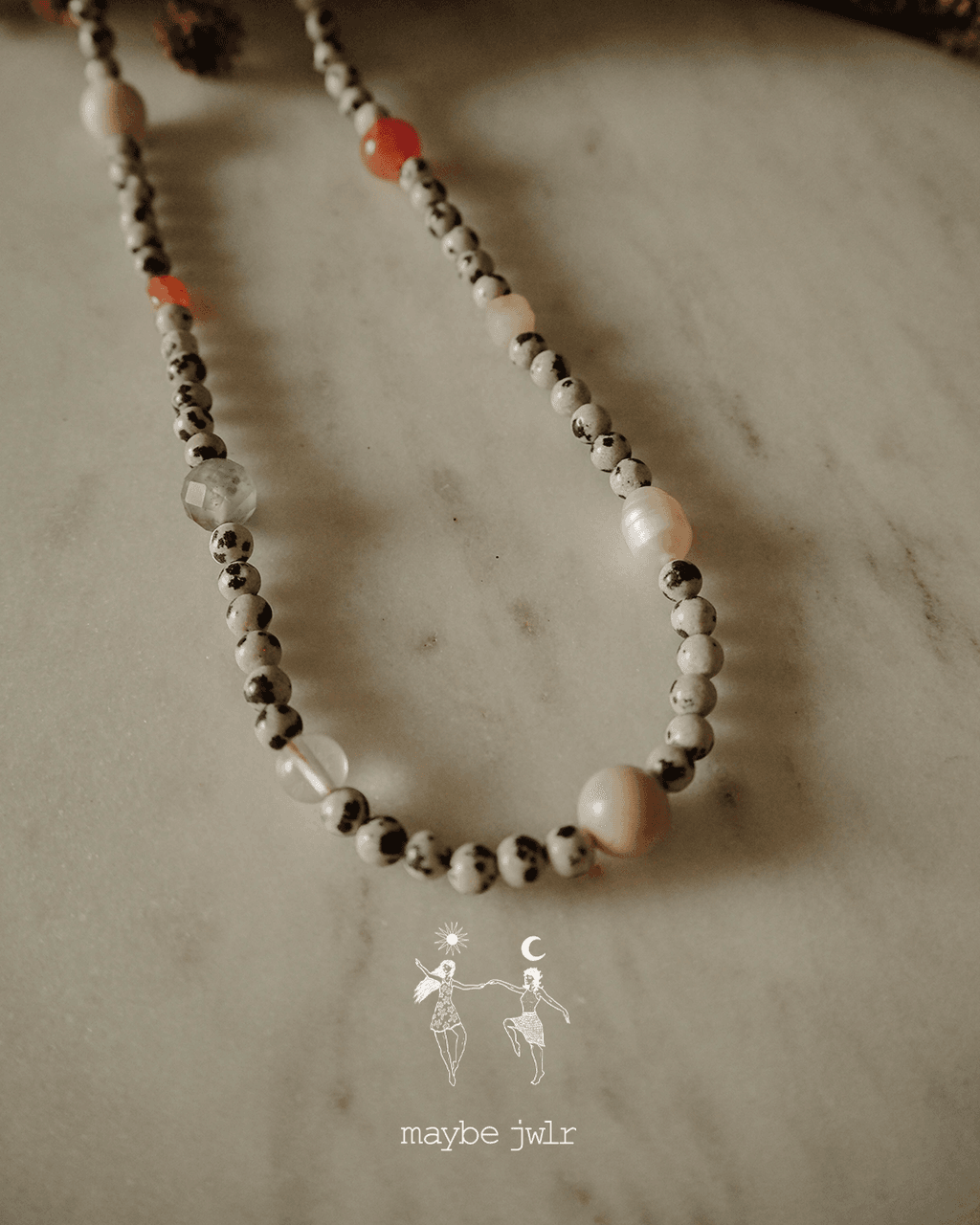  Naszyjnik z jaspisów dalmatyńczyków