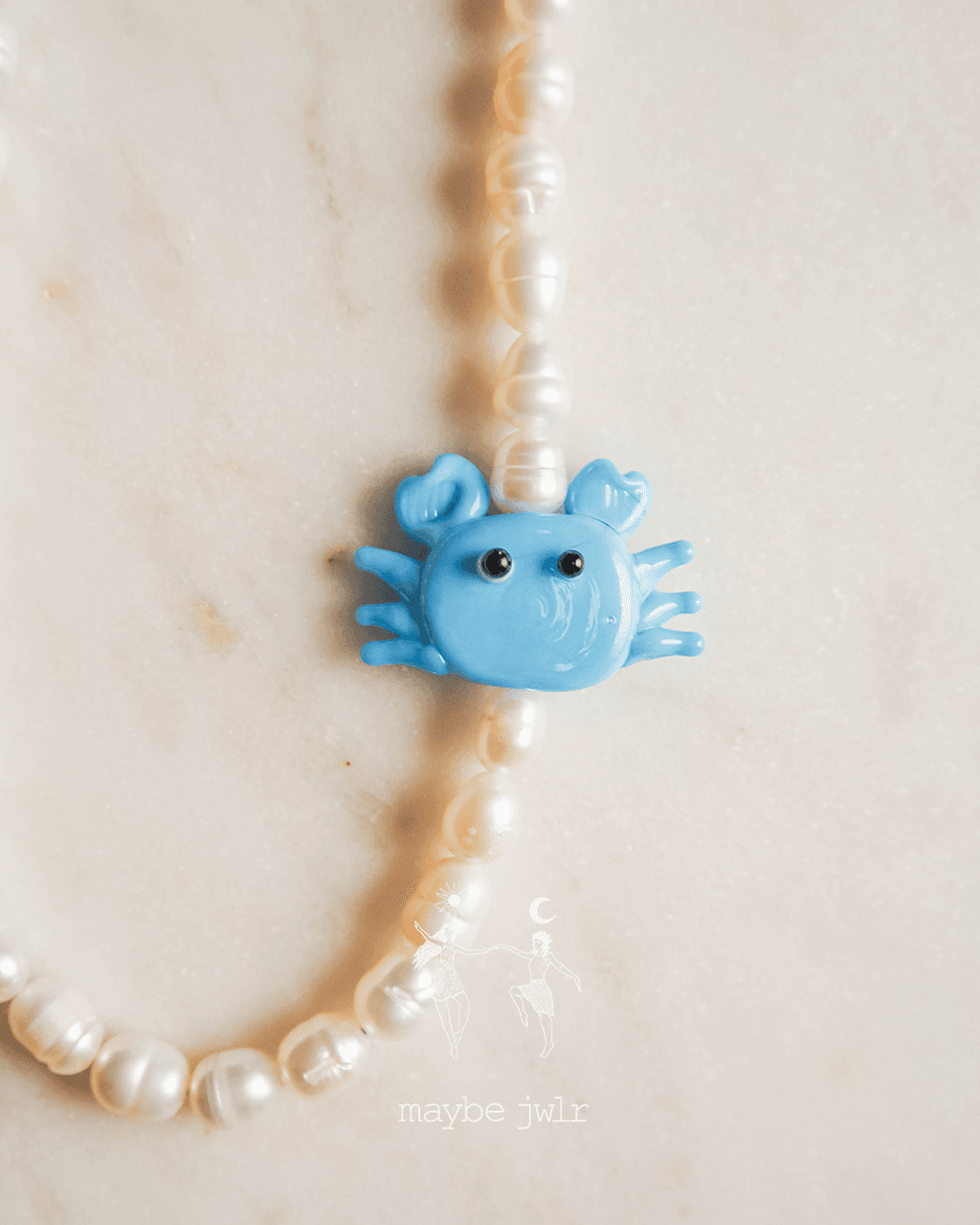 Naszyjnik z pereł naturalnych z krabem