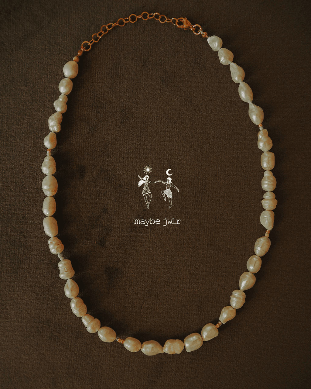 Naszyjnik z nieregularnych pereł