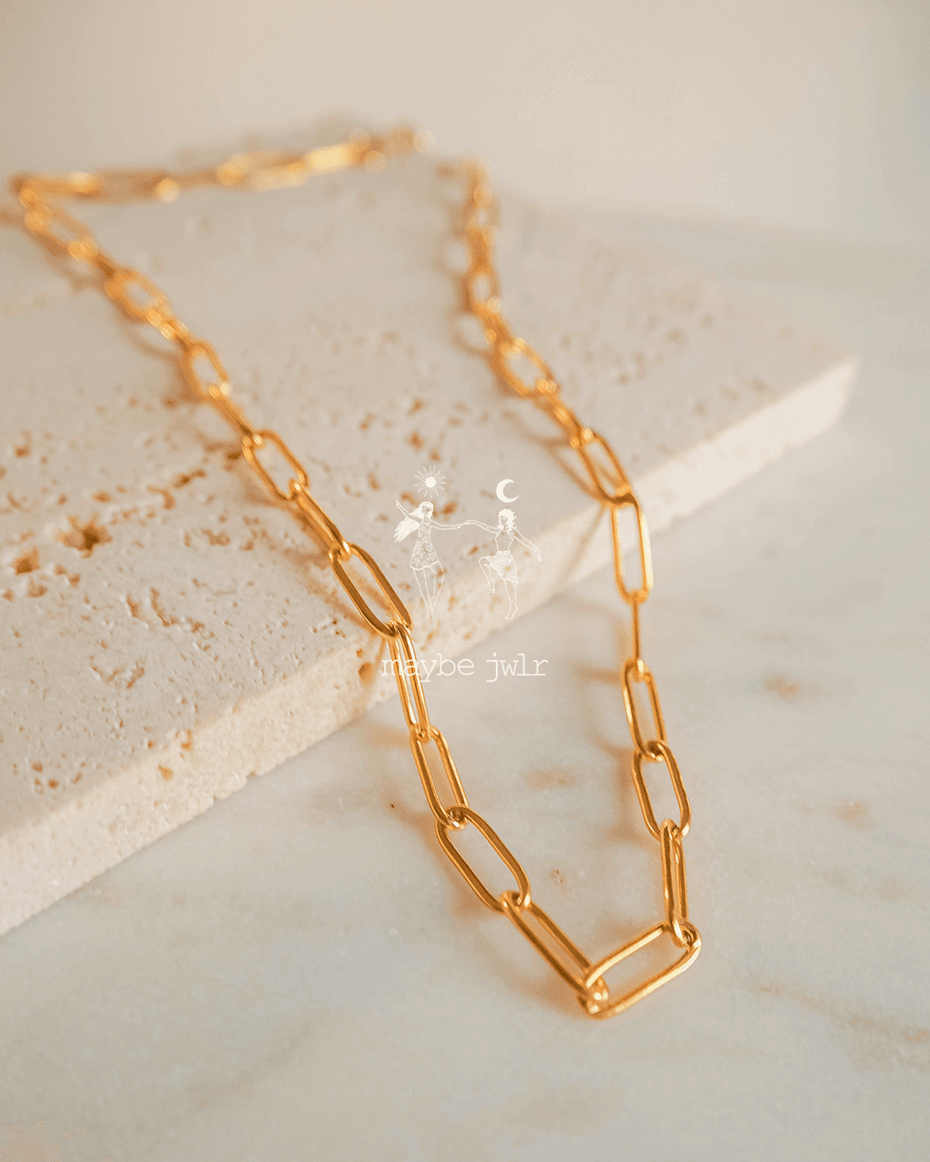 Łańcuch na szyję typu spinacz