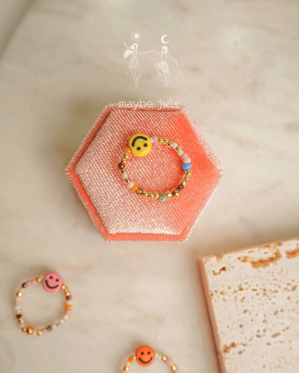 Pierścionek elastyczny Mix&Match żółty uśmiech