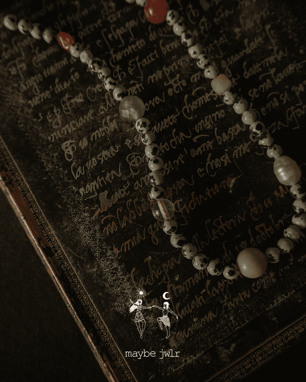  Naszyjnik z jaspisów dalmatyńczyków