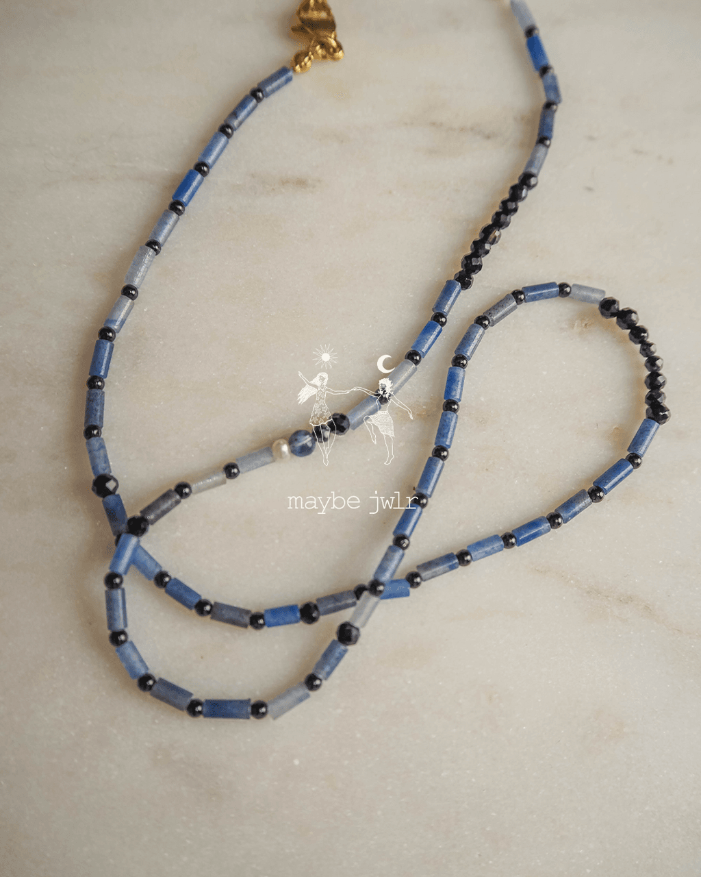 Chabrowy naszyjnik z kamieni