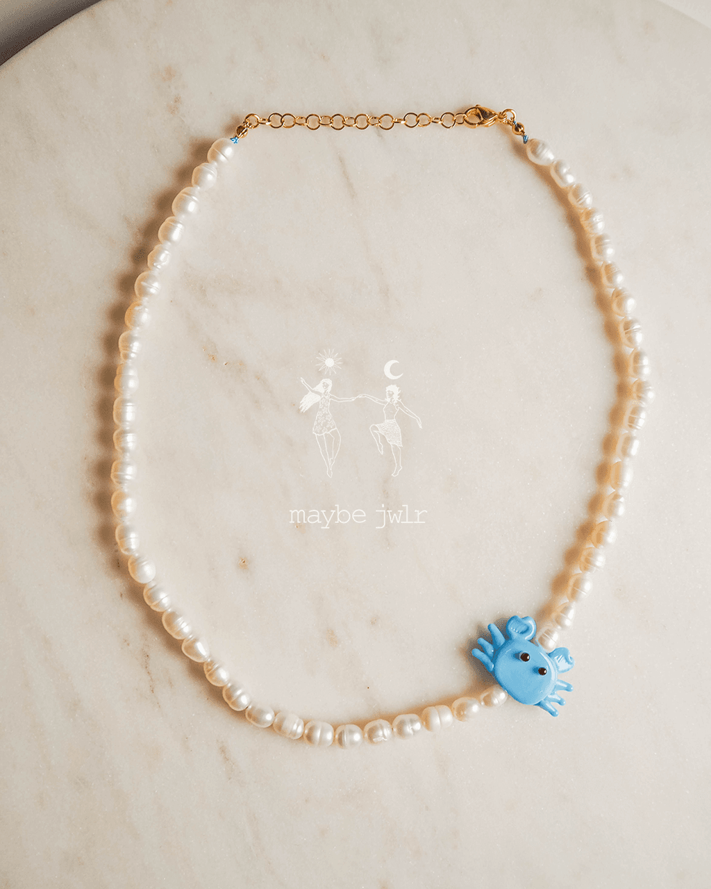 Naszyjnik z pereł naturalnych z krabem