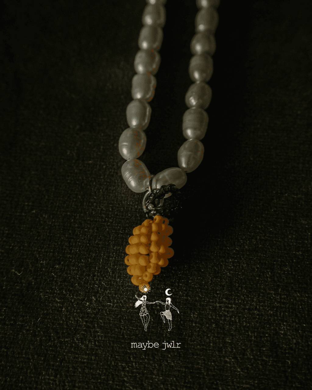 Naszyjnik z pereł naturalnych z cytrynką