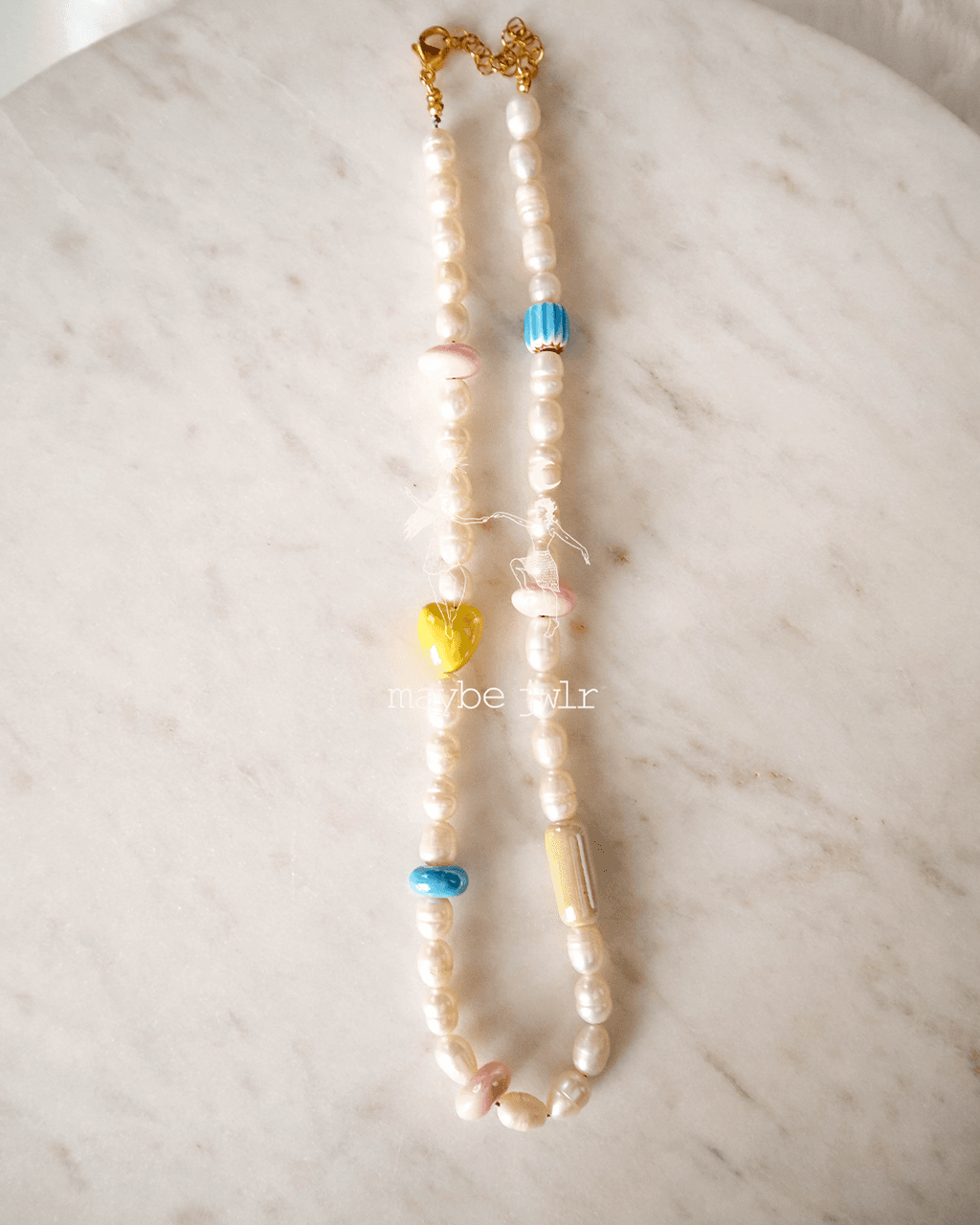 Naszyjnik z pereł naturalnych z ceramiką