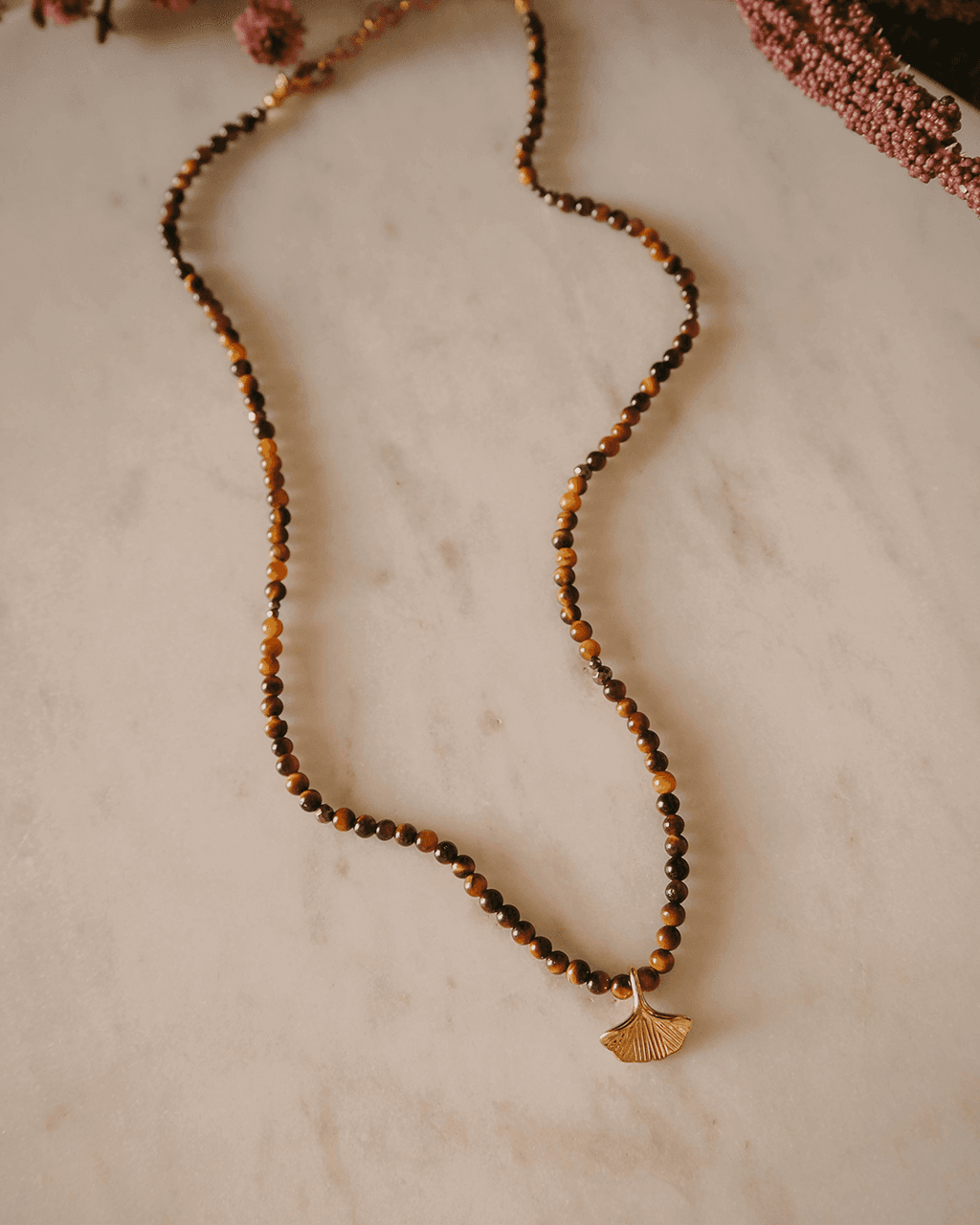 Naszyjnik z tygrysiego oka z miłorzębem