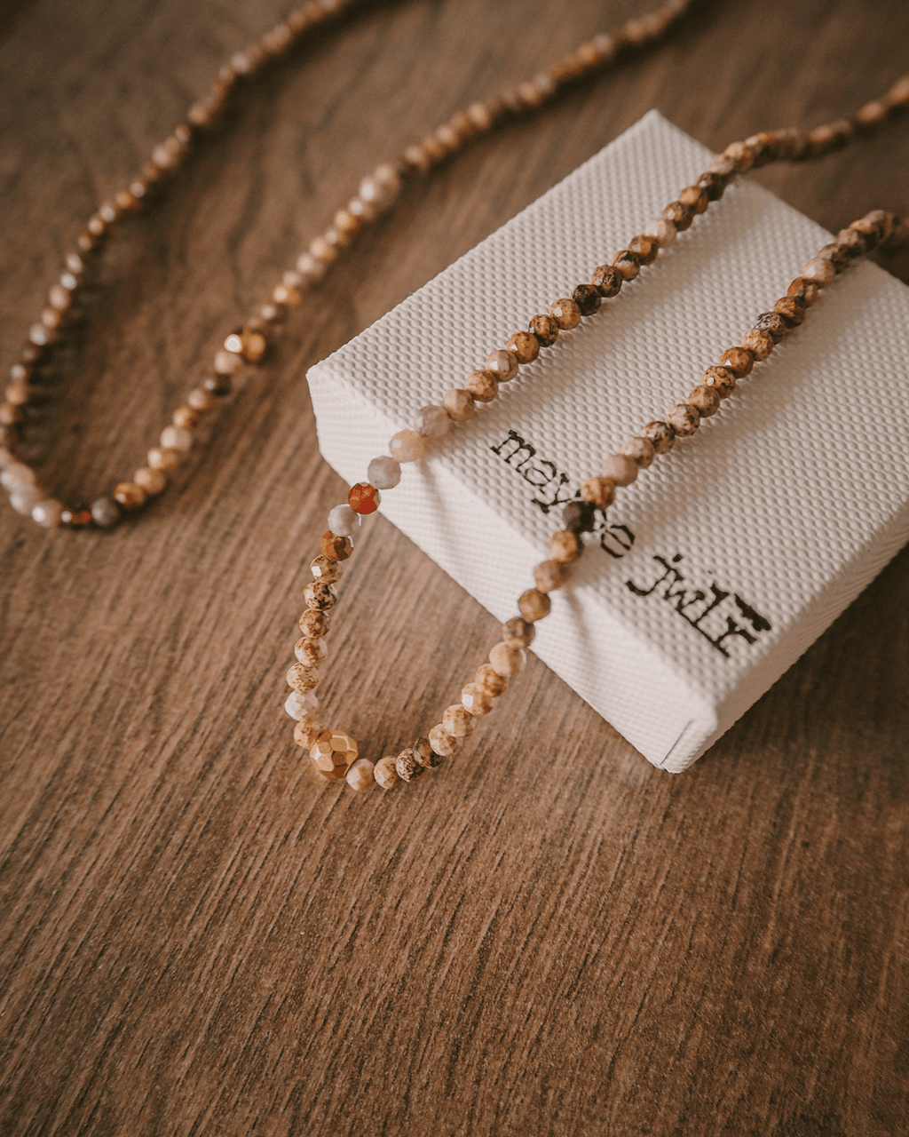 Naszyjnik w kolorach ziemi