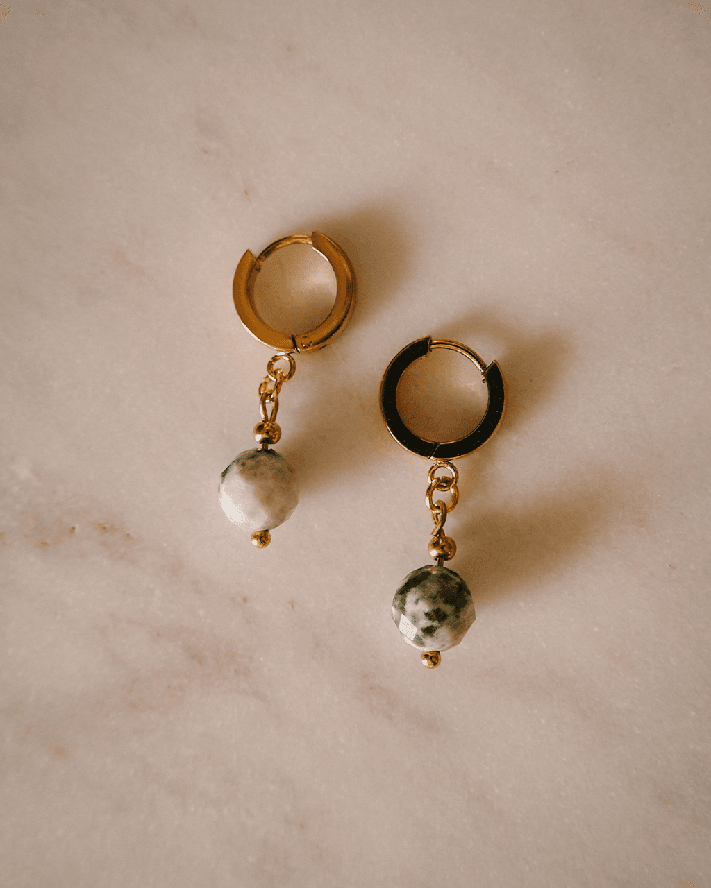  Kolczyki z zawieszką z kamienia naturalnego agat mszysty