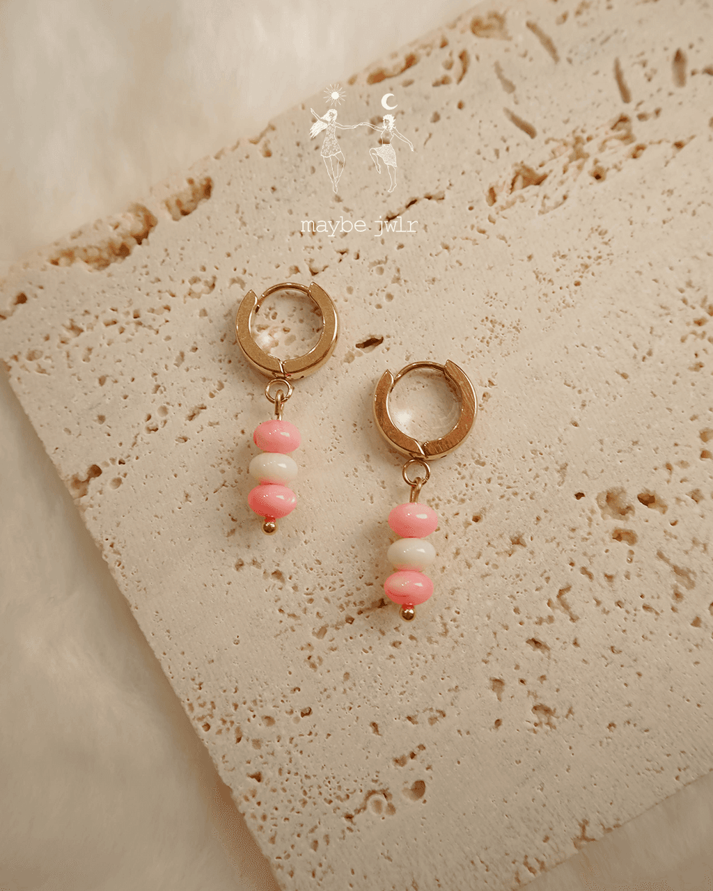 Kolczyki złote z muszelką marshmallow