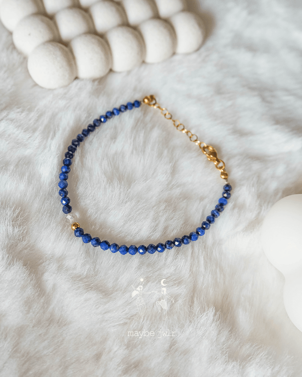 Bransoletka z niebieskich kamieni lapis lazuli