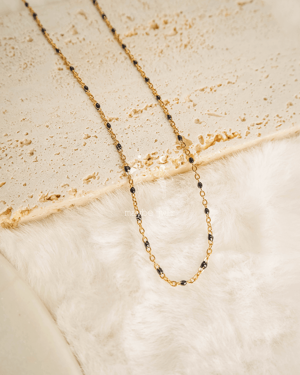 Łańcuszek choker z kuleczkami