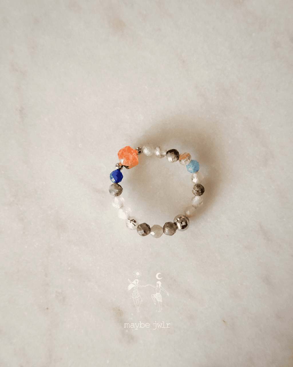 Galaxy pierścionek z kamieniem