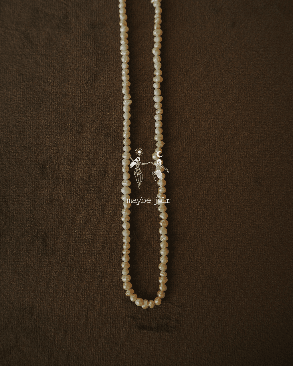 Naszyjnik z drobnych pereł