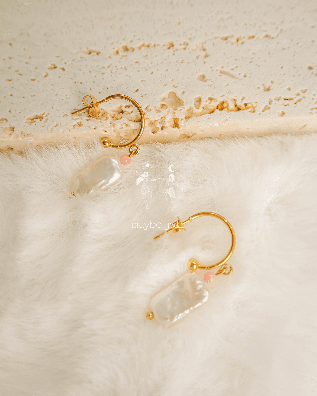 Kolczyki złote wiszące z perłą