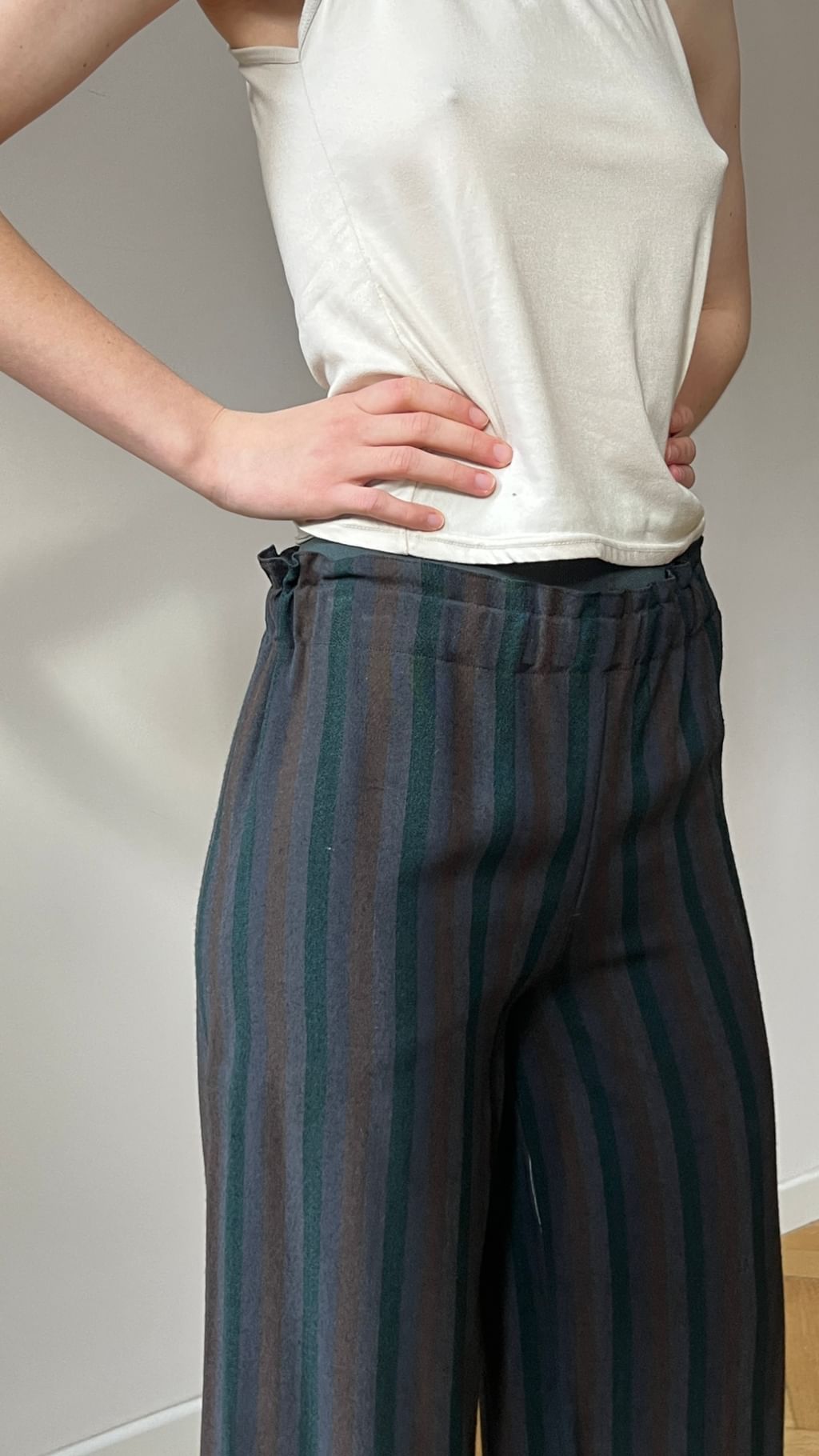 Spodnie w paski z tkaniny vintage 