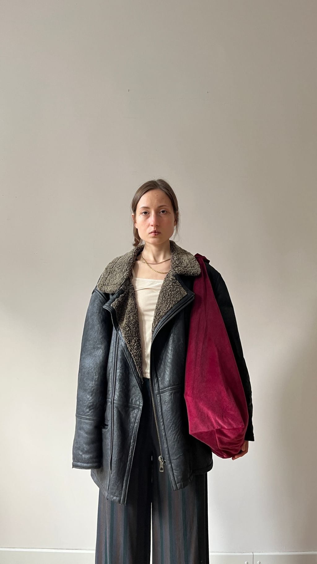 Duża torebka origami uszyta z welurowej tkaniny