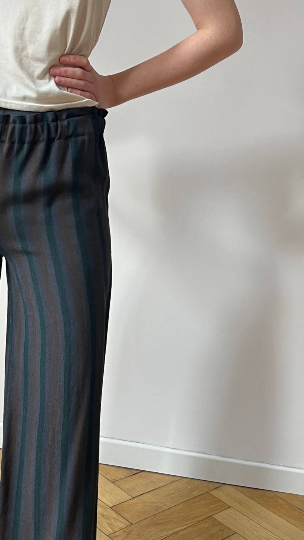 Spodnie w paski z tkaniny vintage 