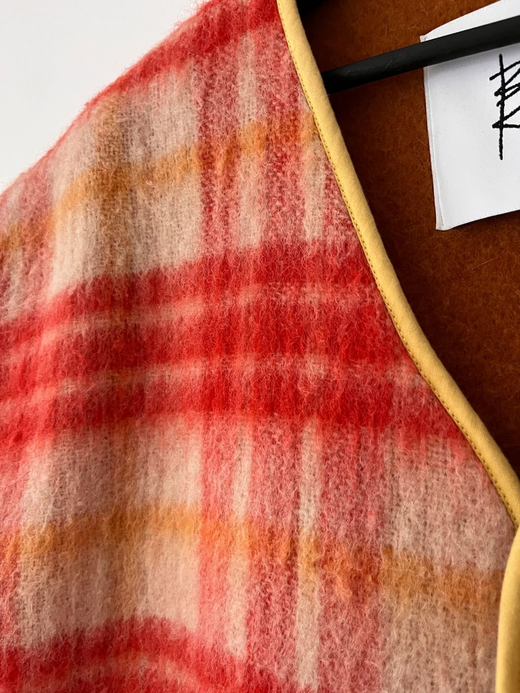 Kamizelka patchworkowa z wełnianego kocyka 