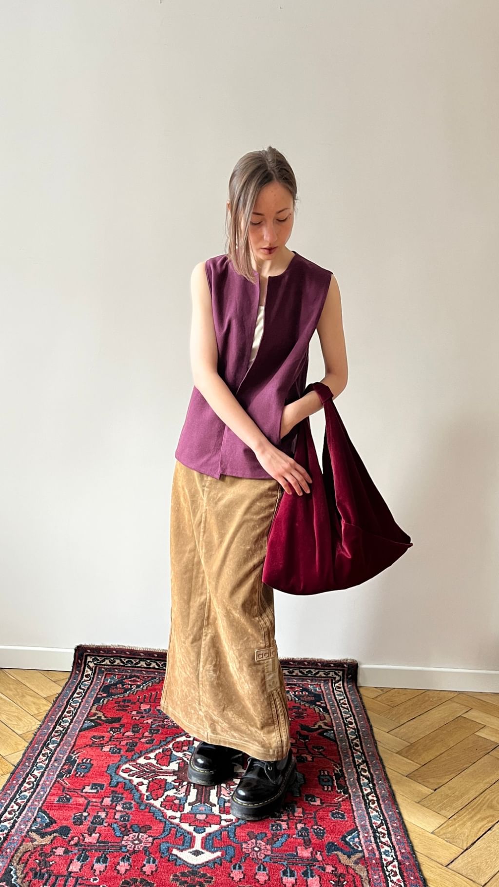 Torebka welurowa w kolorze śliwki 