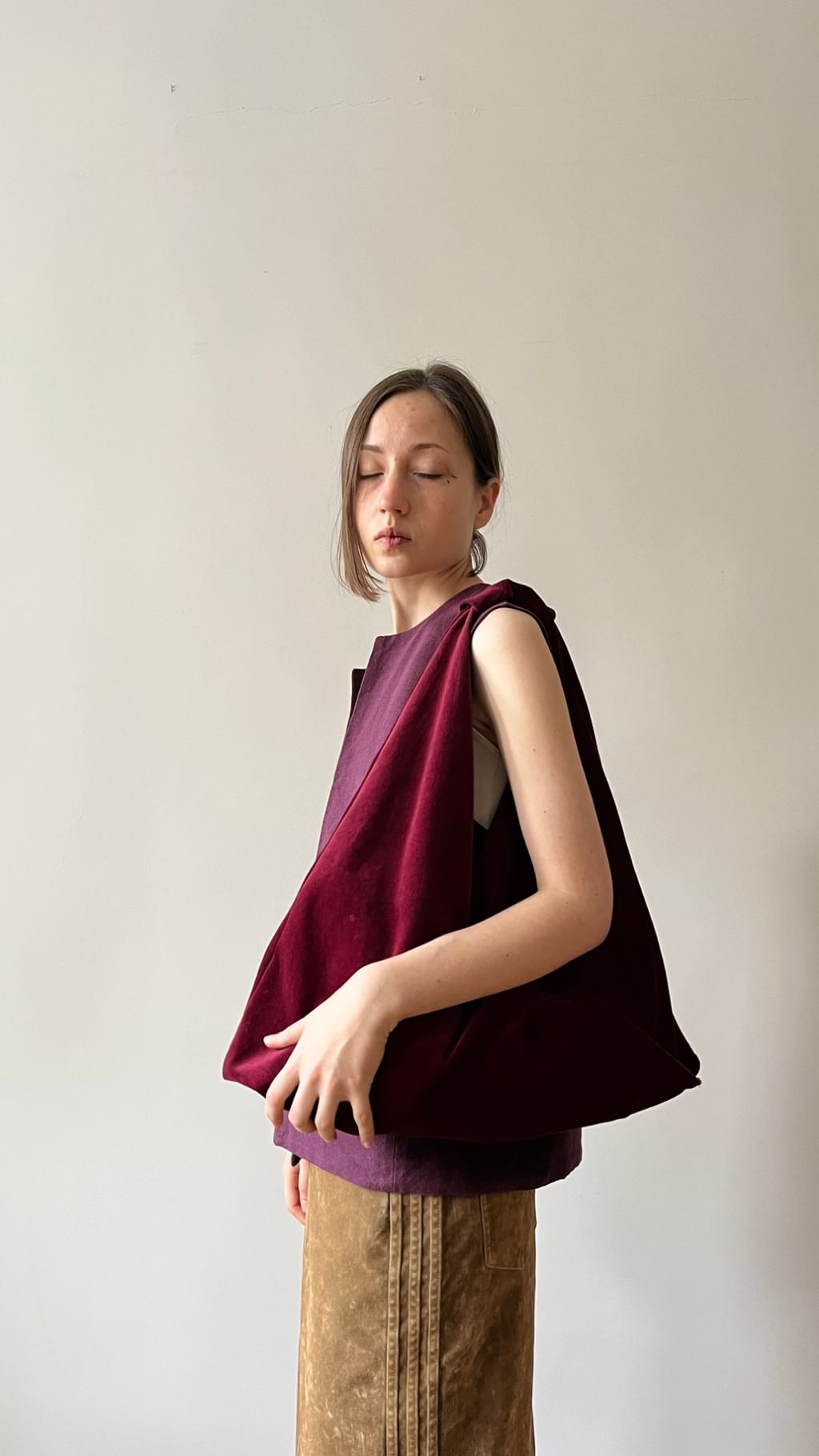 Torebka welurowa w kolorze śliwki 