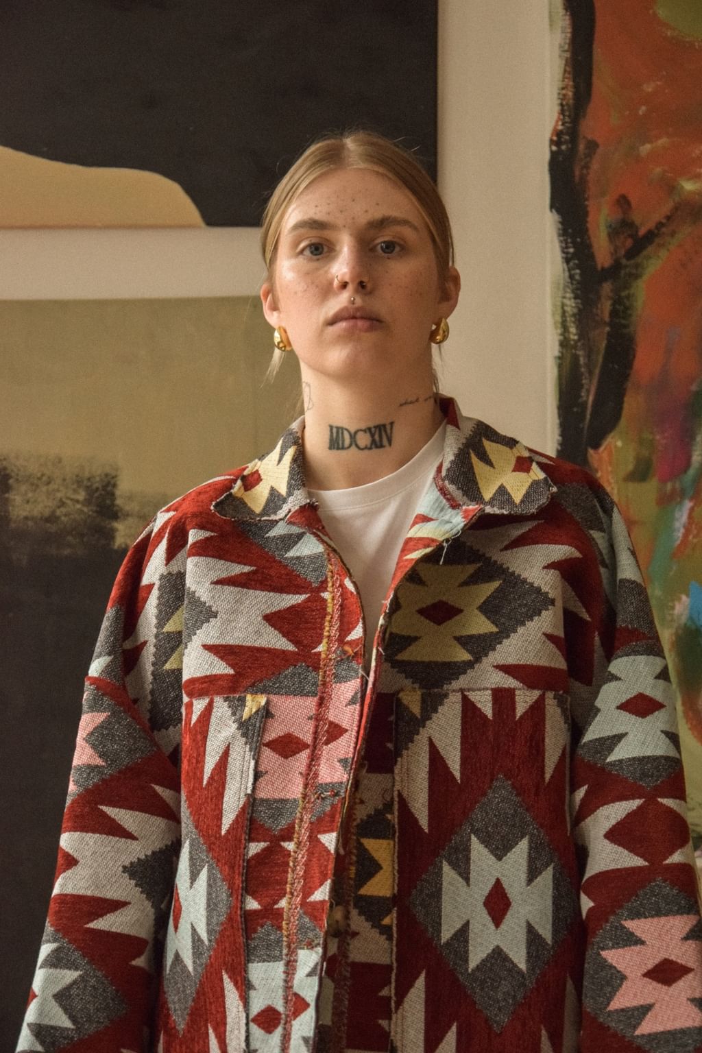 Upcycled - Kurtka koszulowa z geometrycznym tkanym patternem