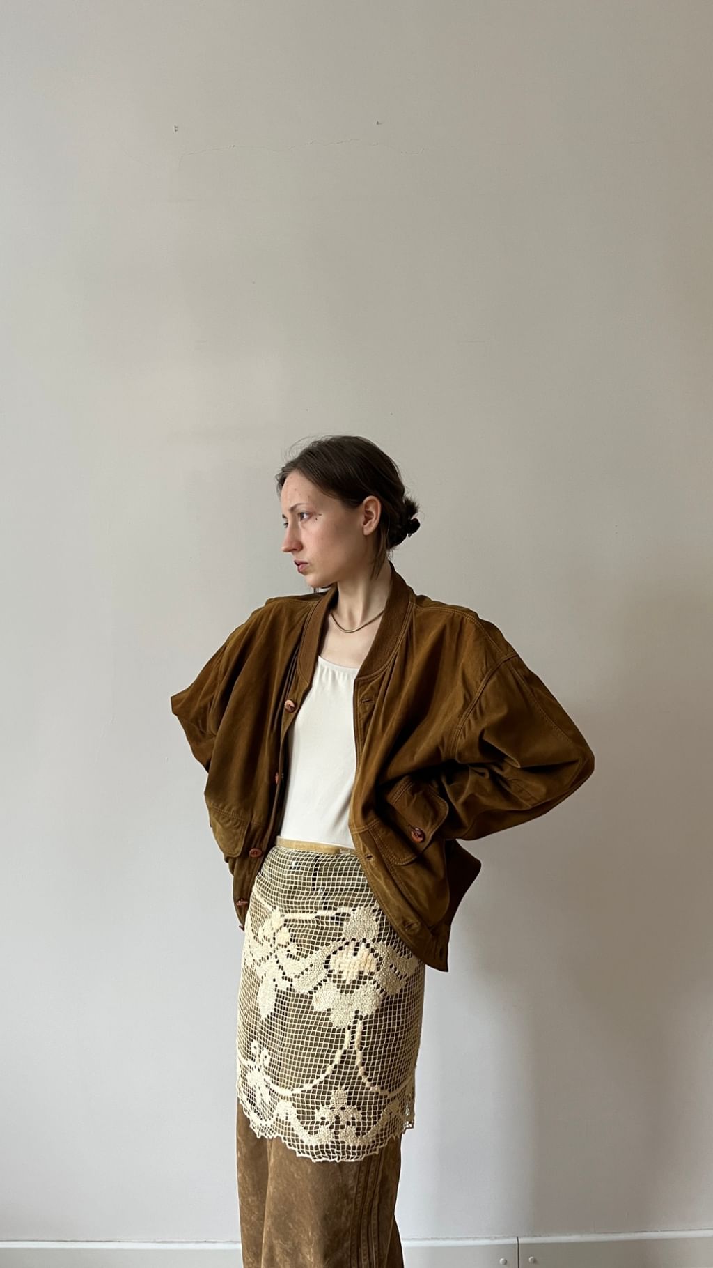 Skórzana bomberka zapinana na guziki