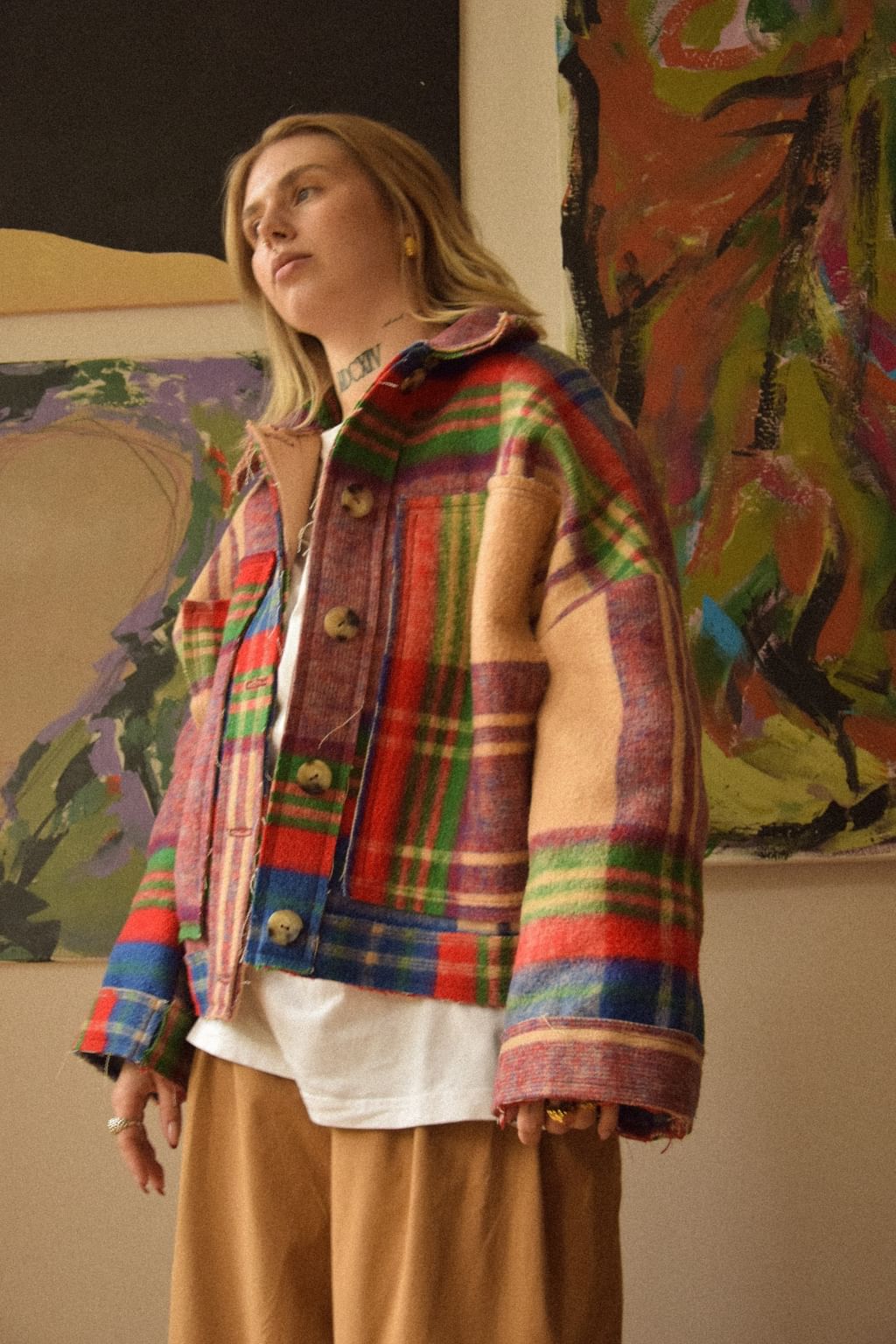 Upcycled - Kurtka z bawełnianego kocyka w kratę