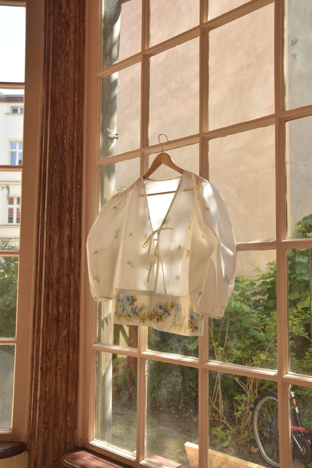 Upcycled - Bluzka z szortami z tkaniny pościelowej
