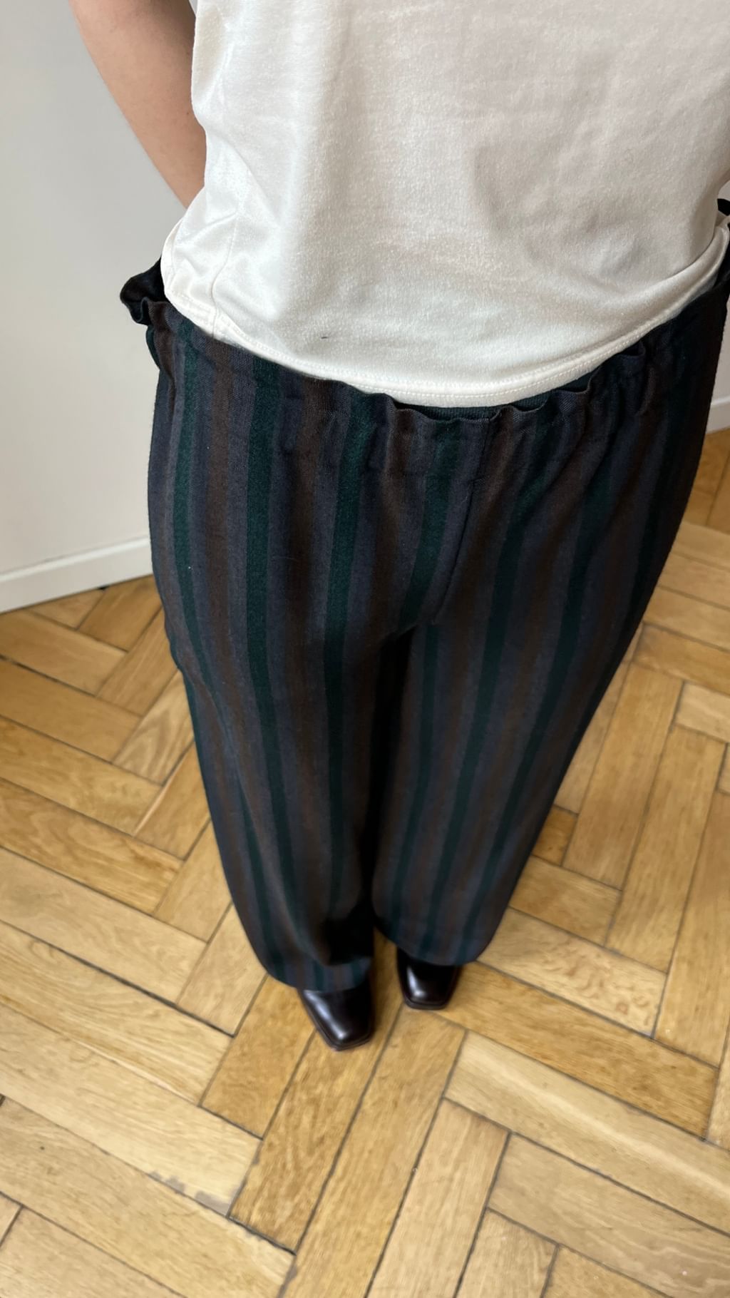 Spodnie w paski z tkaniny vintage 