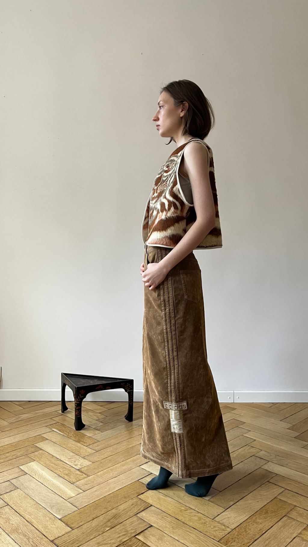 Krótka kamizelka z kotami z bawełnianego koca vintage